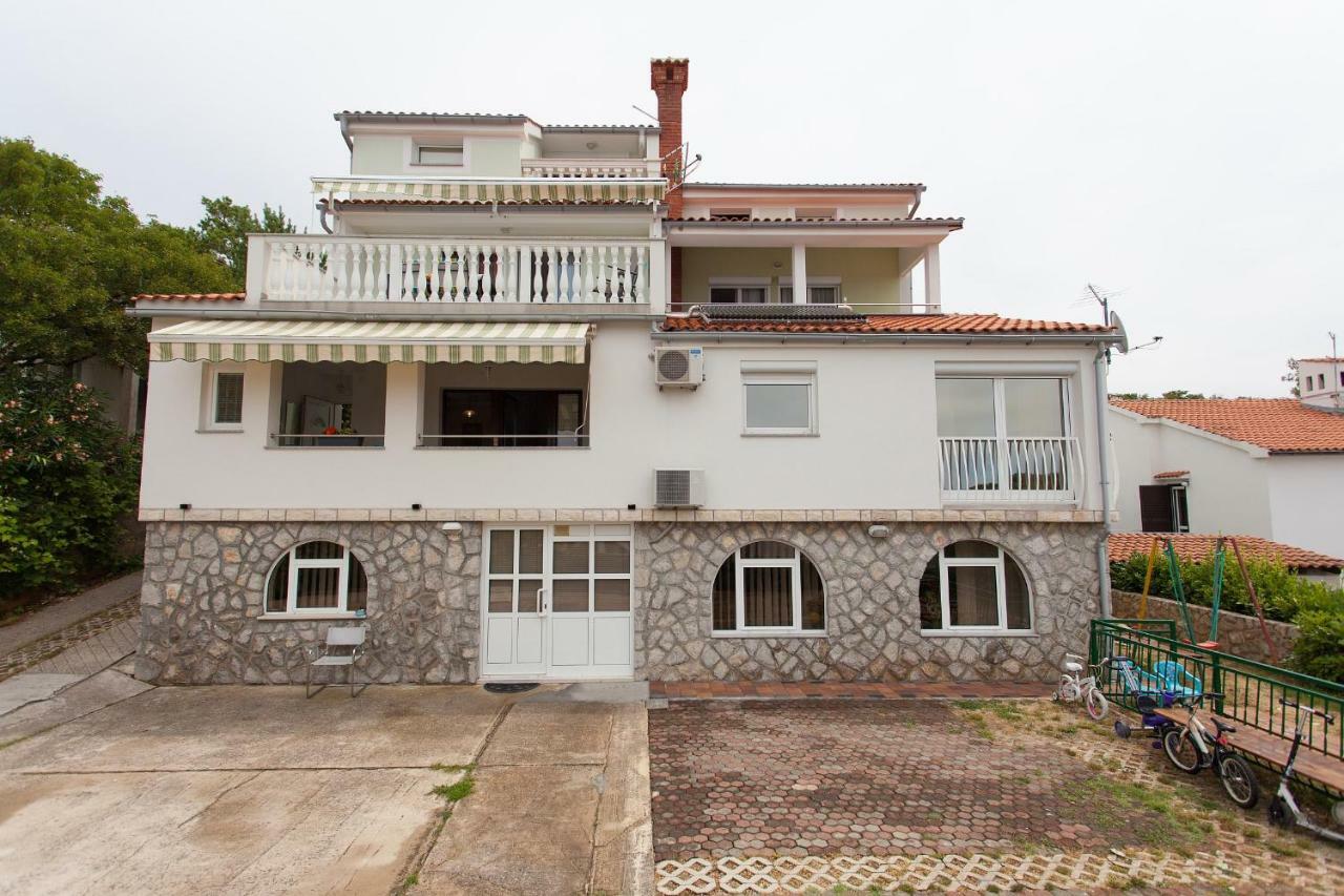 Apartman Kondic Omisalj Exterior photo